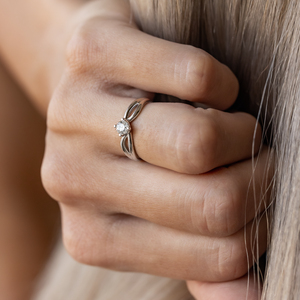 Zásnubní prsten LOVE 096