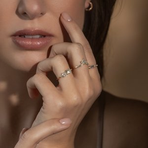 Zásnubní prsten LOVE 112