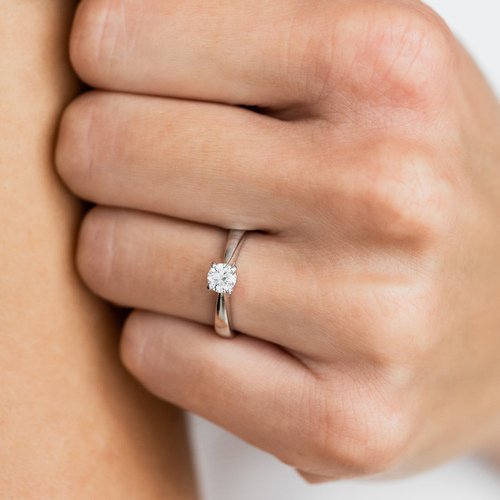 Zásnubní prsten LOVE 018