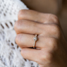 Zásnubní prsten LOVE 091